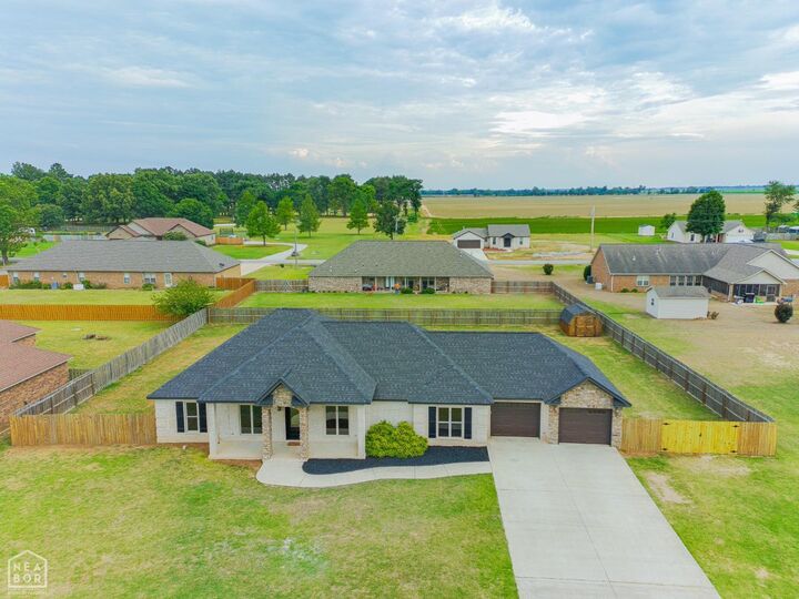 Property Photo:  1405 Bart Street  AR 72437 