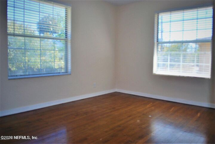 Property Photo:  2931 St Johns Avenue 4  FL 32205 
