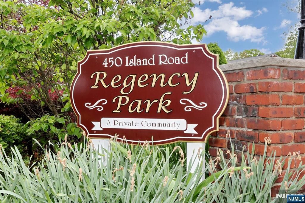 Property Photo:  41 Regency Park  NJ 07446 