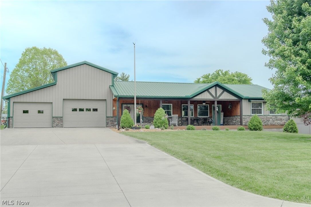 Property Photo:  45746 Old State Route 21  OH 43724 