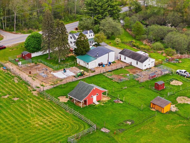 Property Photo: 481 Boston Post Road NH 03031