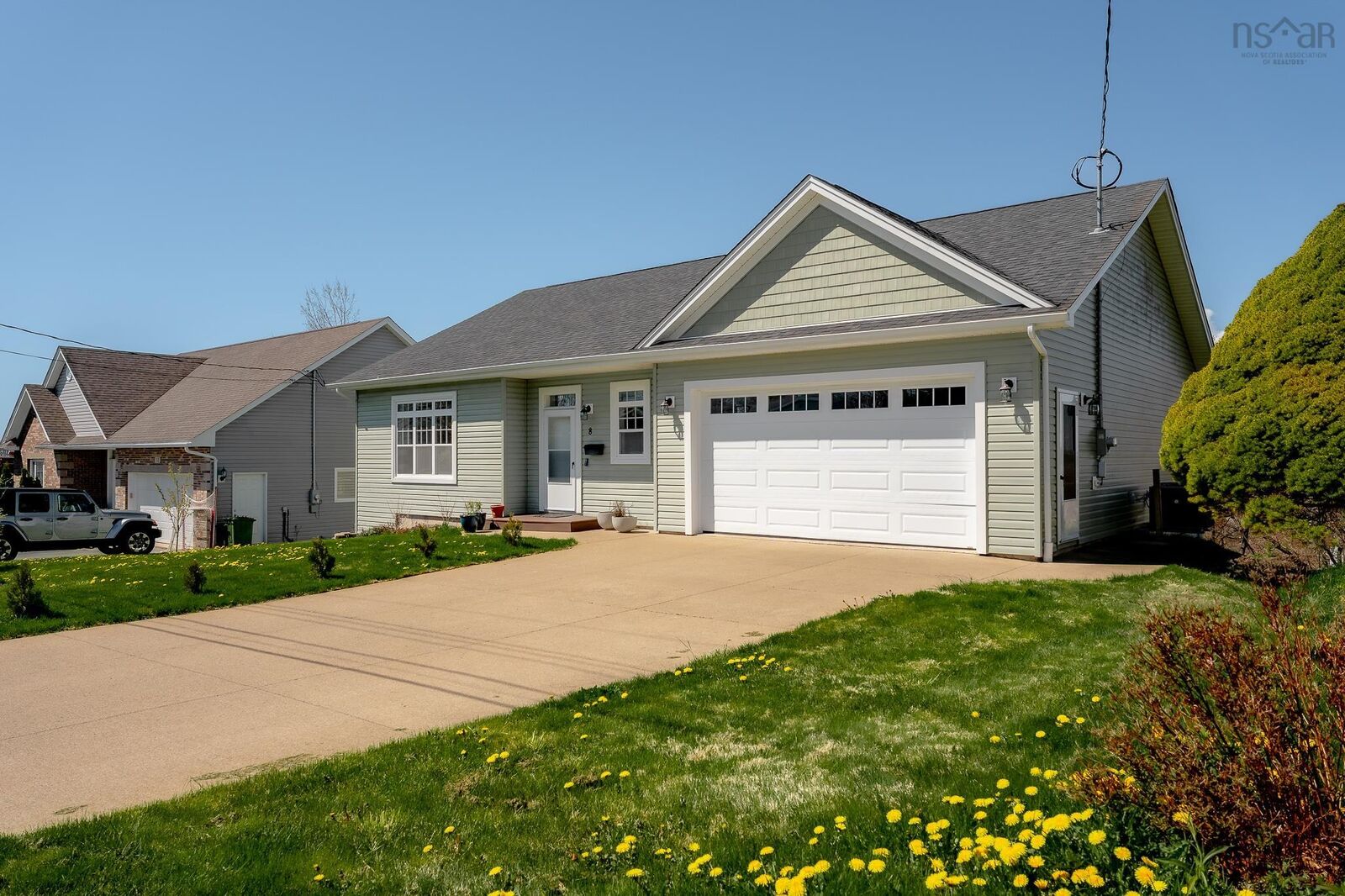 Property Photo:  8 Alpine Drive  NS B2W 1Z4 