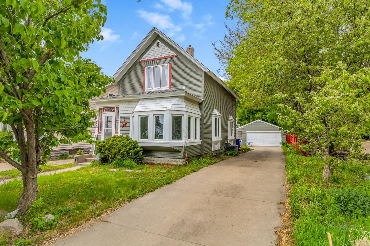 Property Photo:  43 Wyoming Street W  MN 55107 