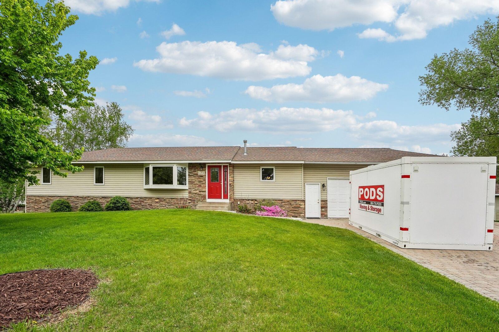 Property Photo: 6201 Laurene Avenue MN 55014