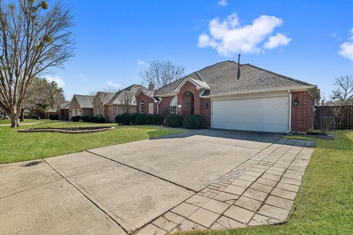 Property Photo: 21 Durango Drive TX 76262