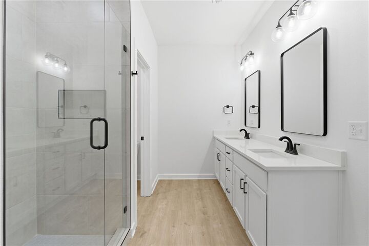 Property Photo:  5 St. Asaph Drive  AR 72714 