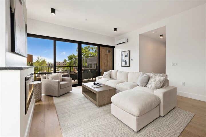 Property Photo:  905 4th Street 201  AR 72712 