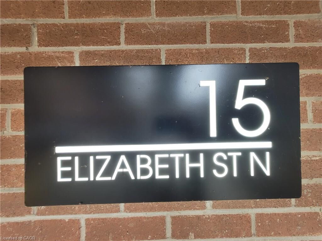 Property Photo:  15 Elizabeth Street  ON L5G 2Z3 