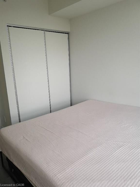 Property Photo:  60 Frederick Street 1104  ON N2H 0C7 