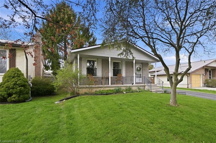 Property Photo: 17 Richardson Drive ON N0A 1N4