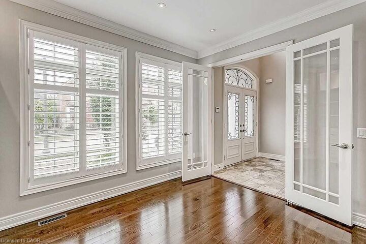 Property Photo:  2384 Rock Point Drive  ON L6H 7V3 
