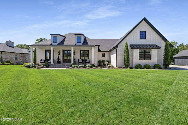 Property Photo: 312 Copper Oaks Drive MO 64834