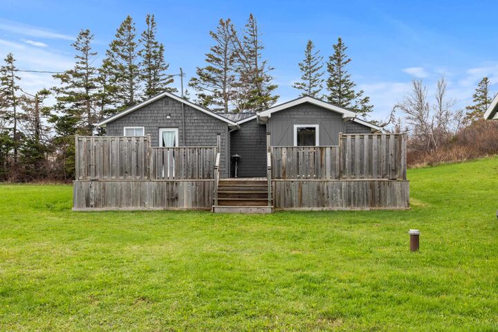 Property Photo:  56 Spruce Lane  PE C1N 2N2 