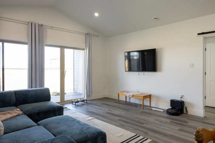 Property Photo: 76 Holmes Lane PE C1C 0V4
