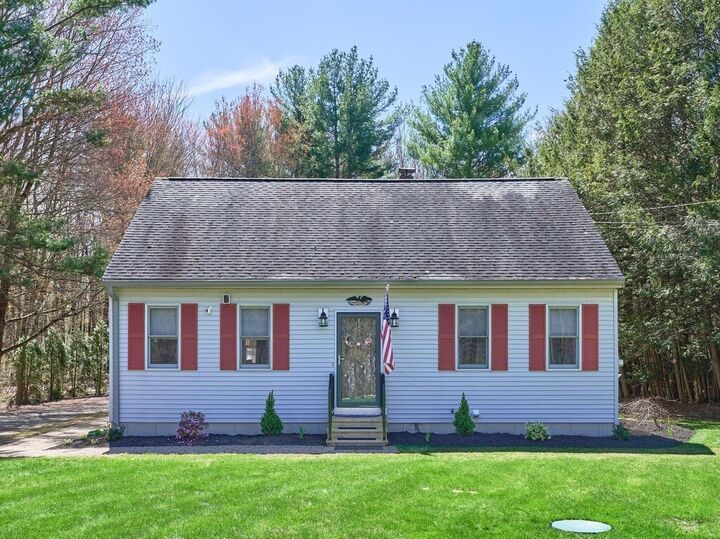 Property Photo:  3 Hammond Street  MA 01542 