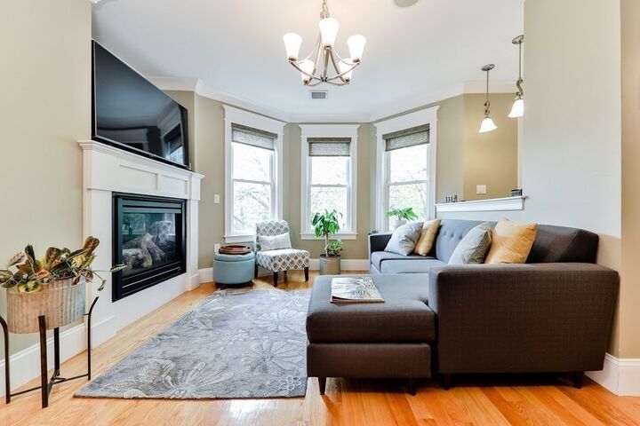 Property Photo:  27 Elm St 2  MA 02122 