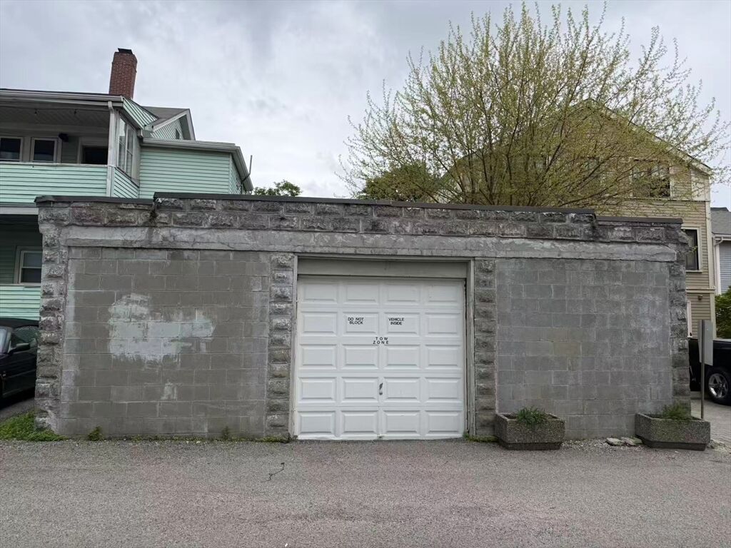 Property Photo:  64 Elm St 0  MA 02139 