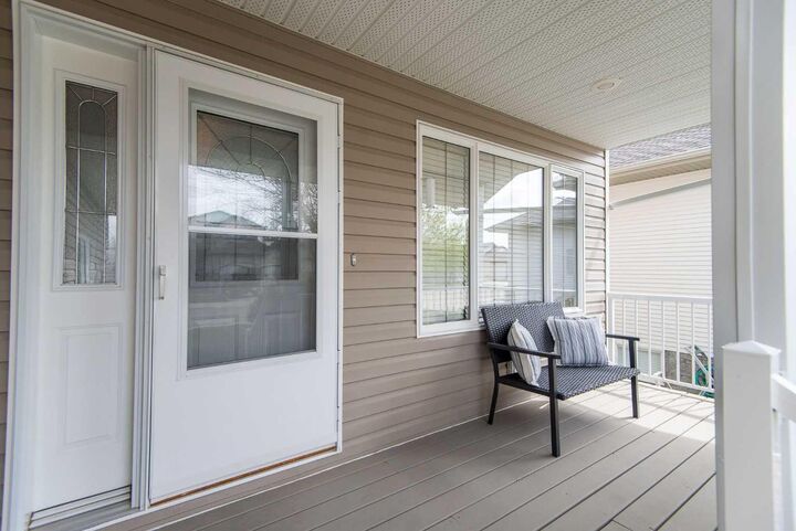 Property Photo:  90 Alberts Close  AB T4R 3J7 