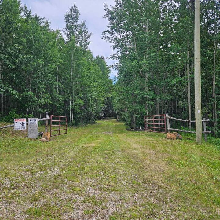 Property Photo: 56031 Range Road 153 2 AB T7E 3R6