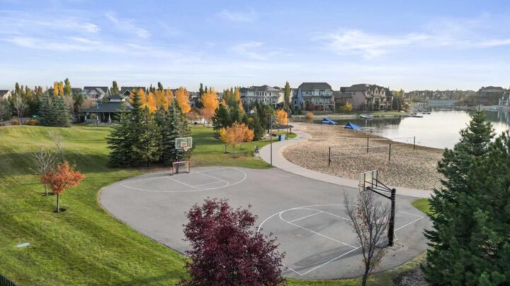 Property Photo:  132 Seton Villas SE  AB T3M 3L9 