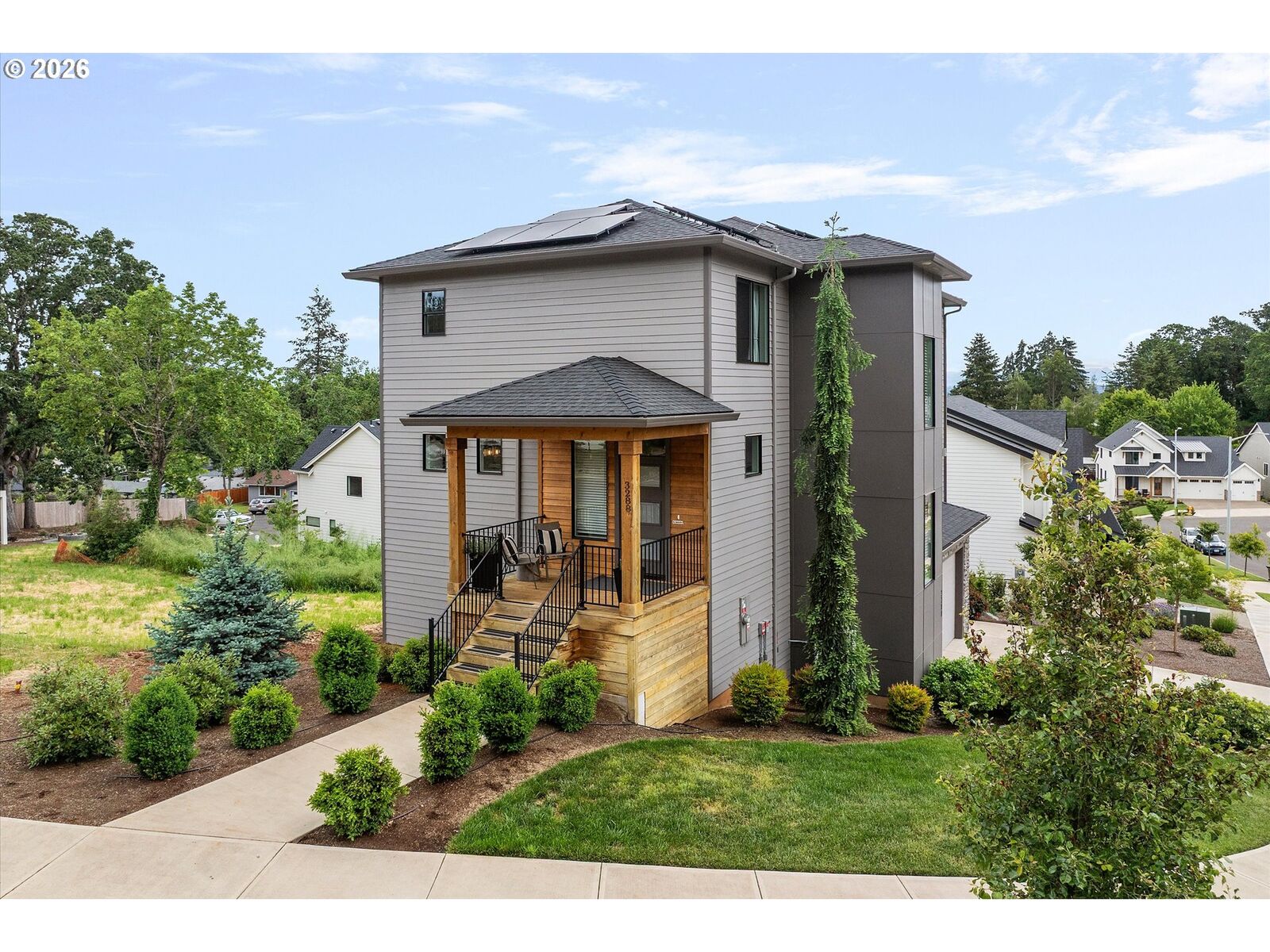 Property Photo: 3288 Felton St S OR 97302