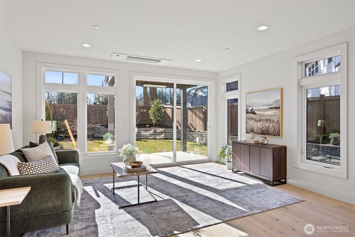 Property Photo:  9309  132nd Avenue NE  WA 98033 