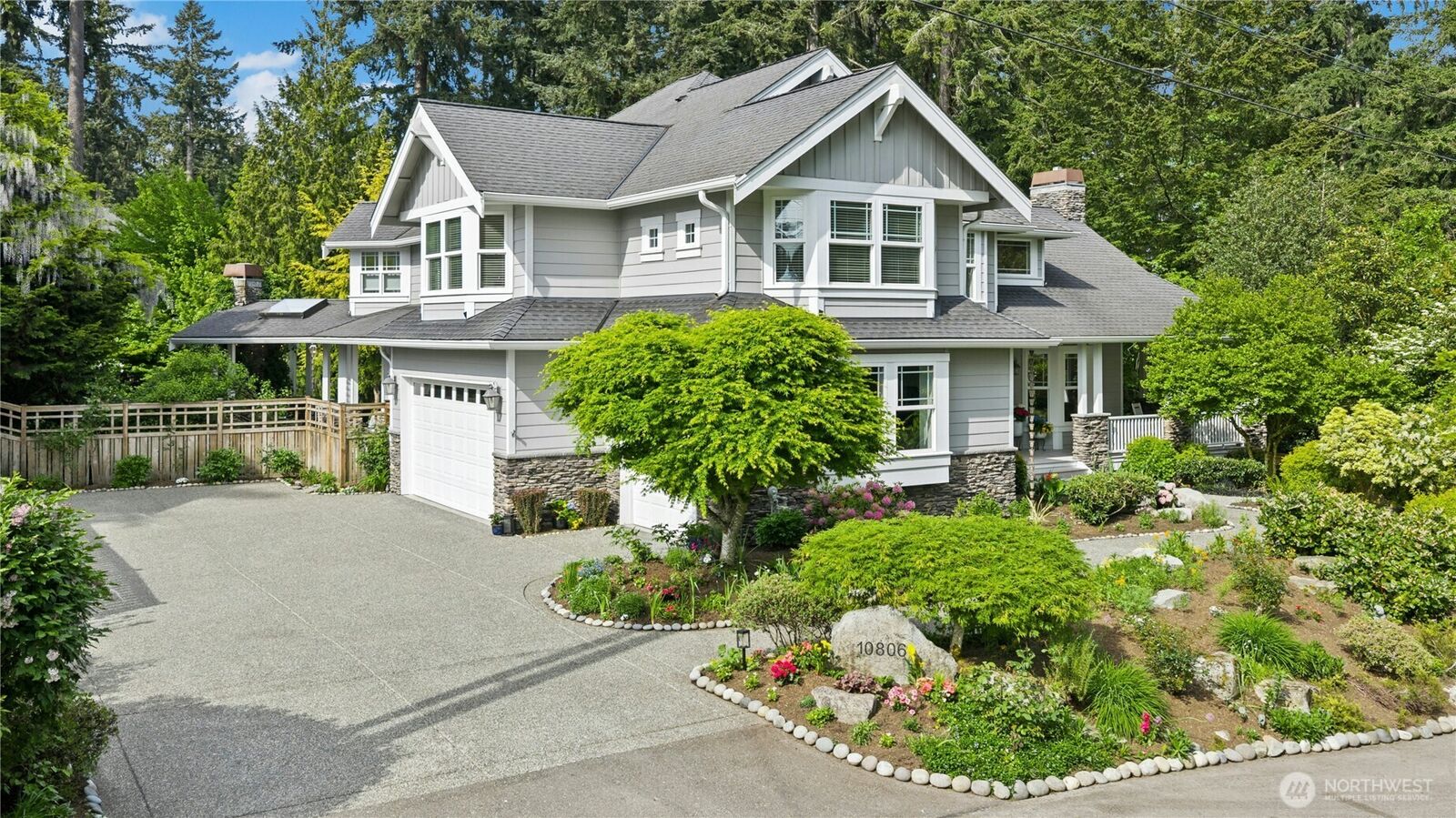 Property Photo:  10806 SE 16th Street  WA 98004 