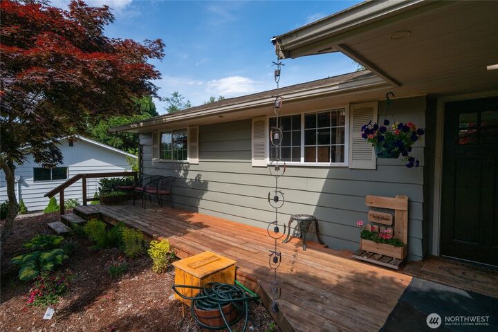 Property Photo: 2114 S Cedar Hills Drive WA 98274