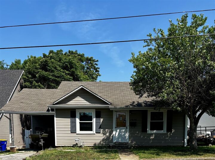 Property Photo:  827 E 15th Avenue  KY 42101 