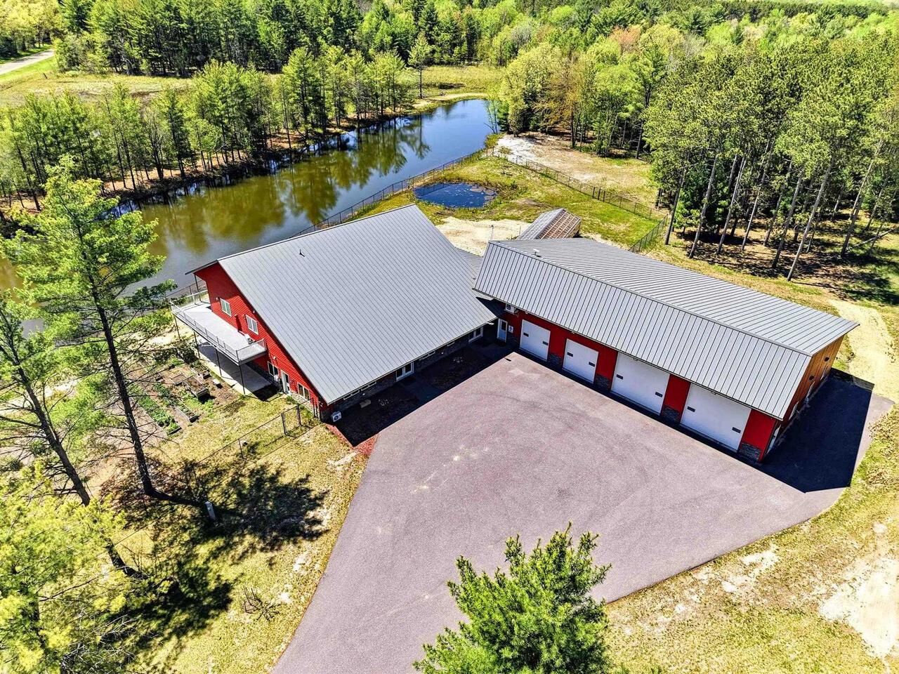 Property Photo:  W5120 County Road G  WI 53948 