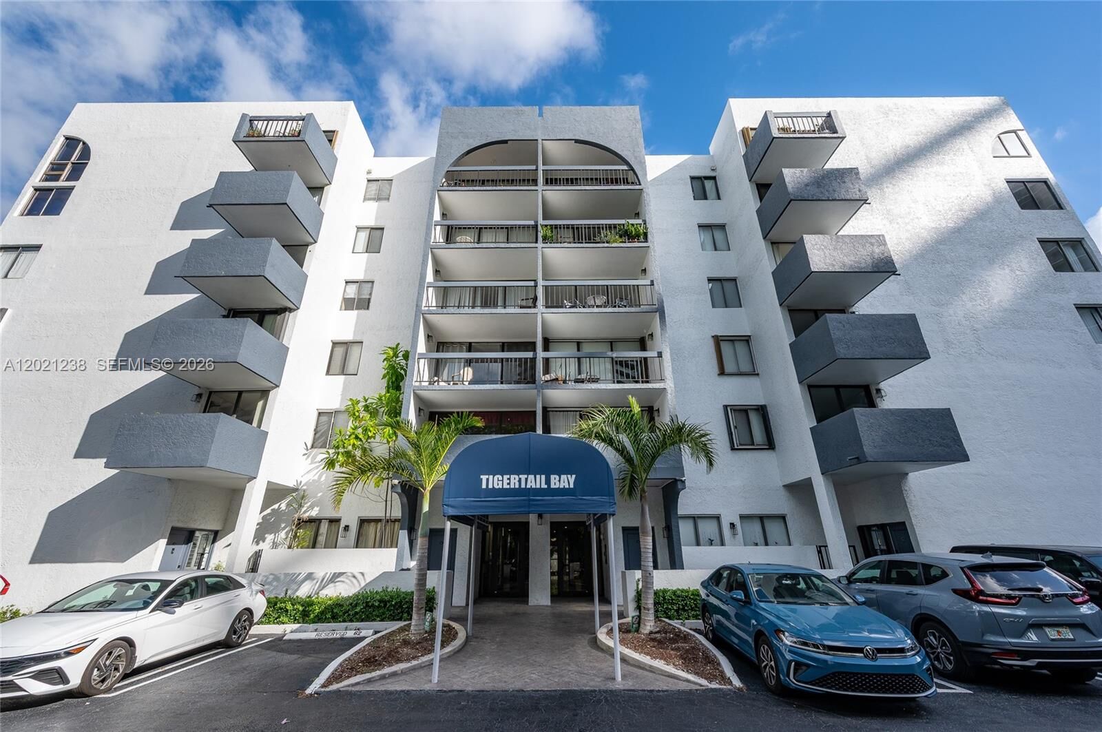 Property Photo:  2715 Tigertail Ave 107  FL 33133 