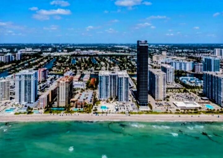Property Photo:  2030 S Ocean Dr 309  FL 33009 
