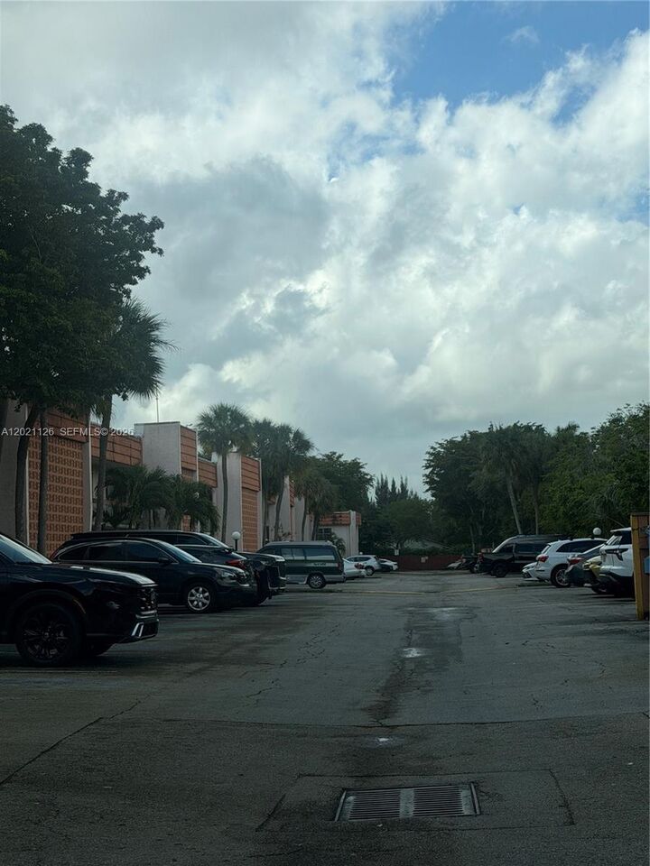 Property Photo:  7610 Stirling Rd 205G  FL 33024 