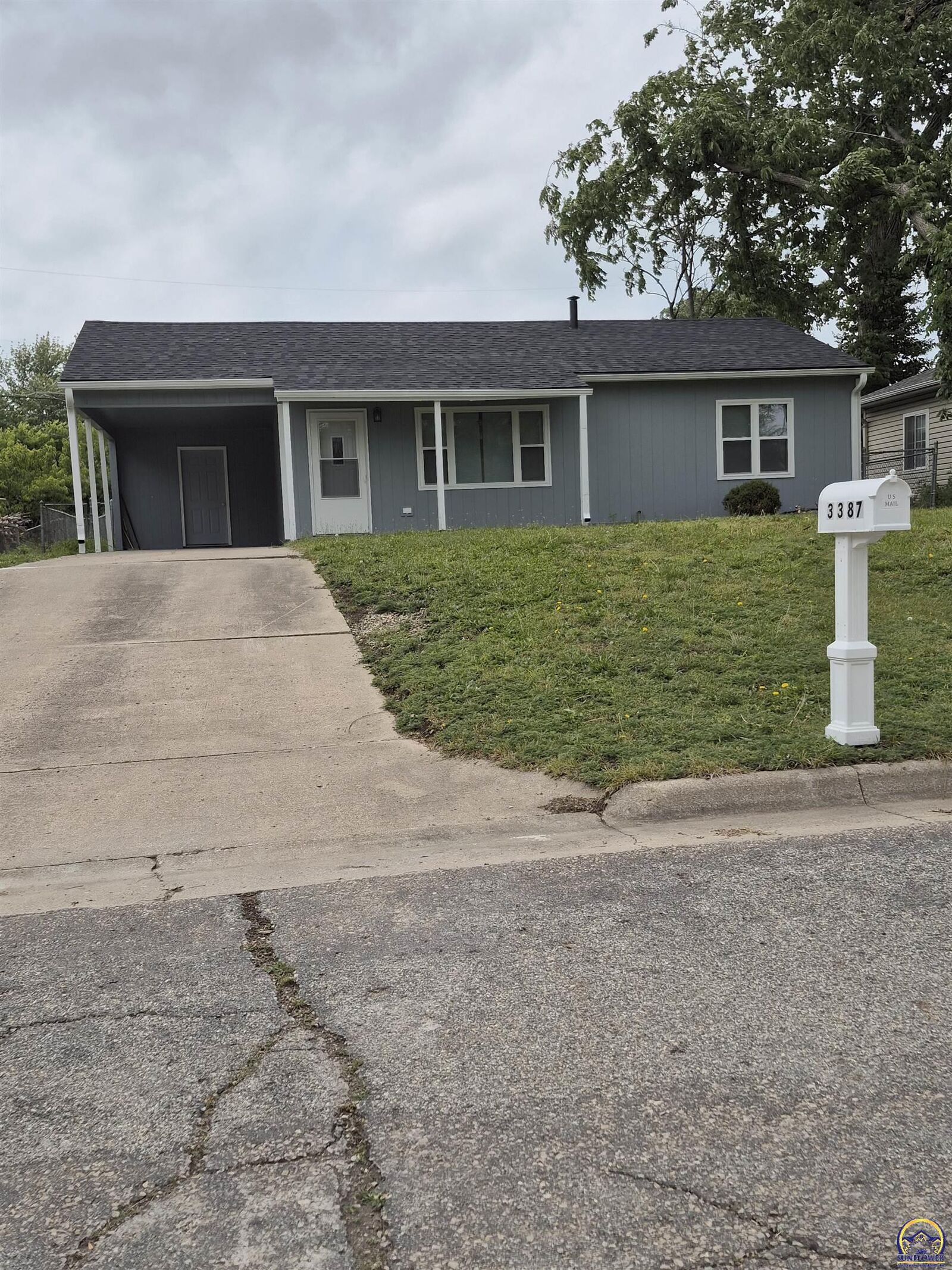 Property Photo: 3387 SW Kirklawn Ave KS 66611