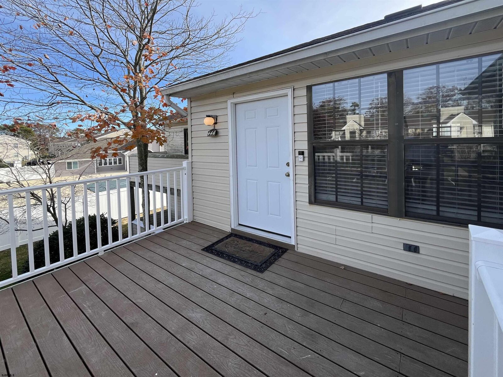 Property Photo:  444 London Court Ii 444  NJ 08234 