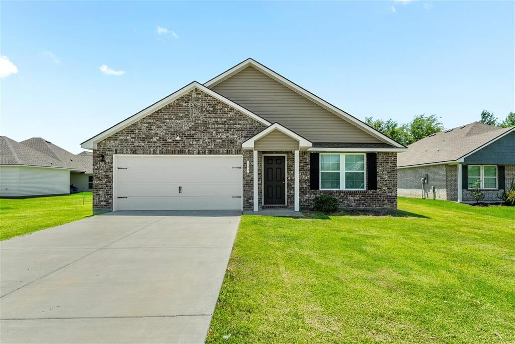 Property Photo:  393 Garren Lane  LA 70665 