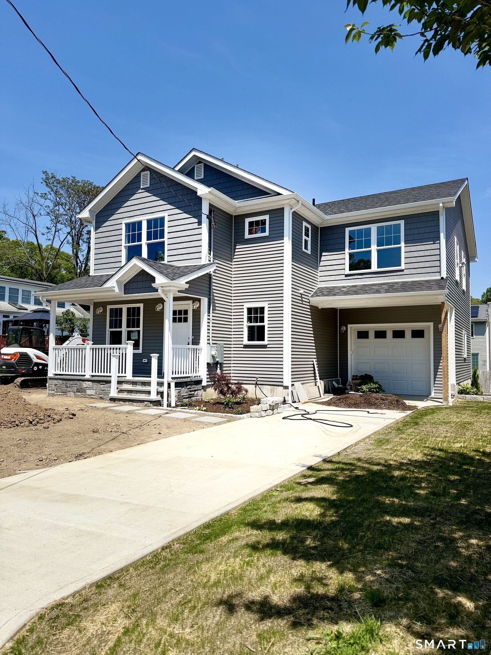 Property Photo: 420 Greenwood Street CT 06606