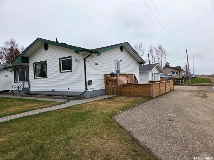 Property Photo: 237 3rd Street NW SK S0A 4J0