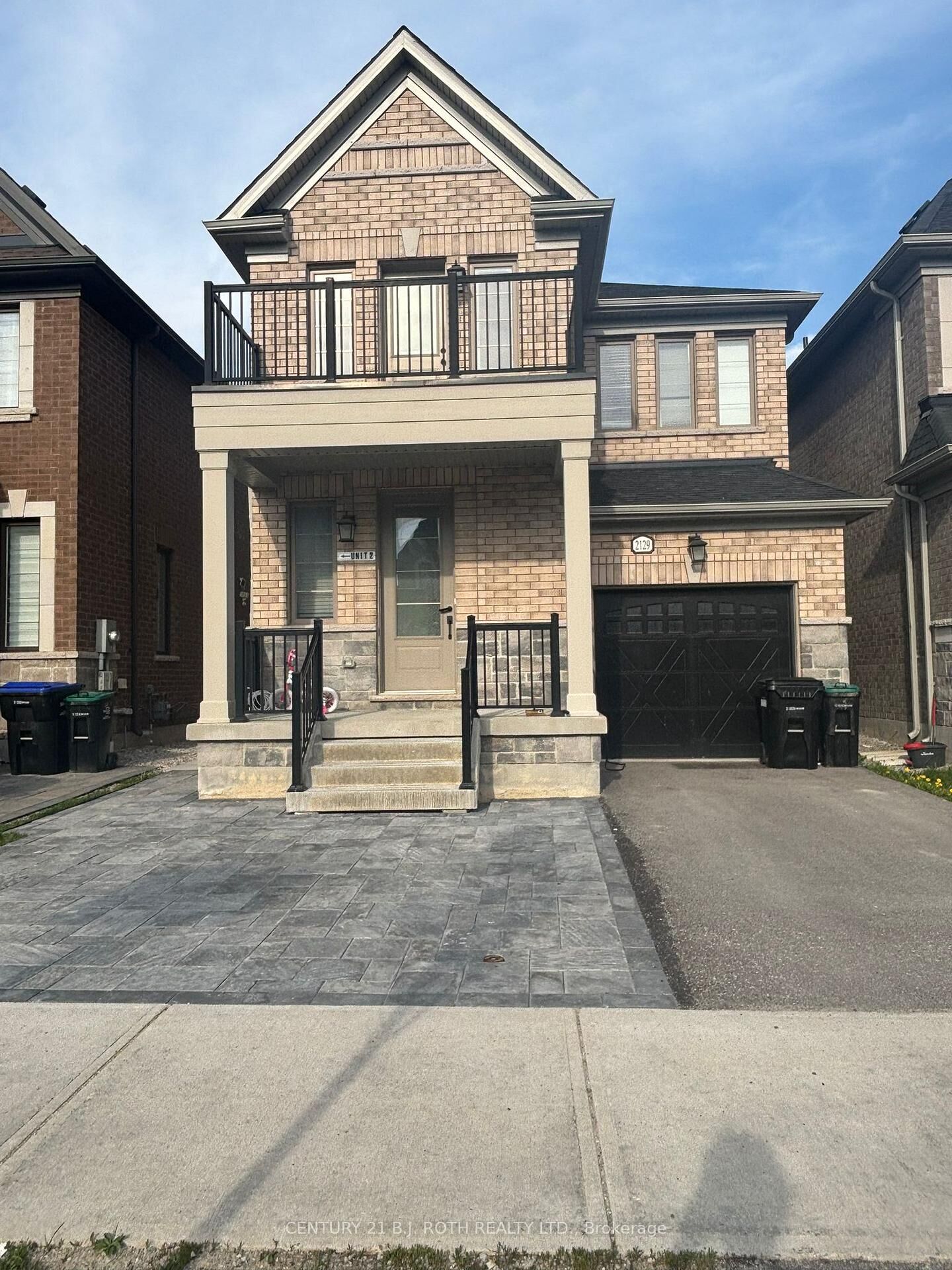 Property Photo:  2129 Wilson Street  ON L4M 3C3 