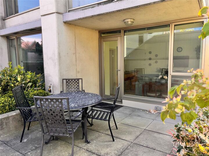 Property Photo:  760 Johnson St 208  BC V8W 0A4 