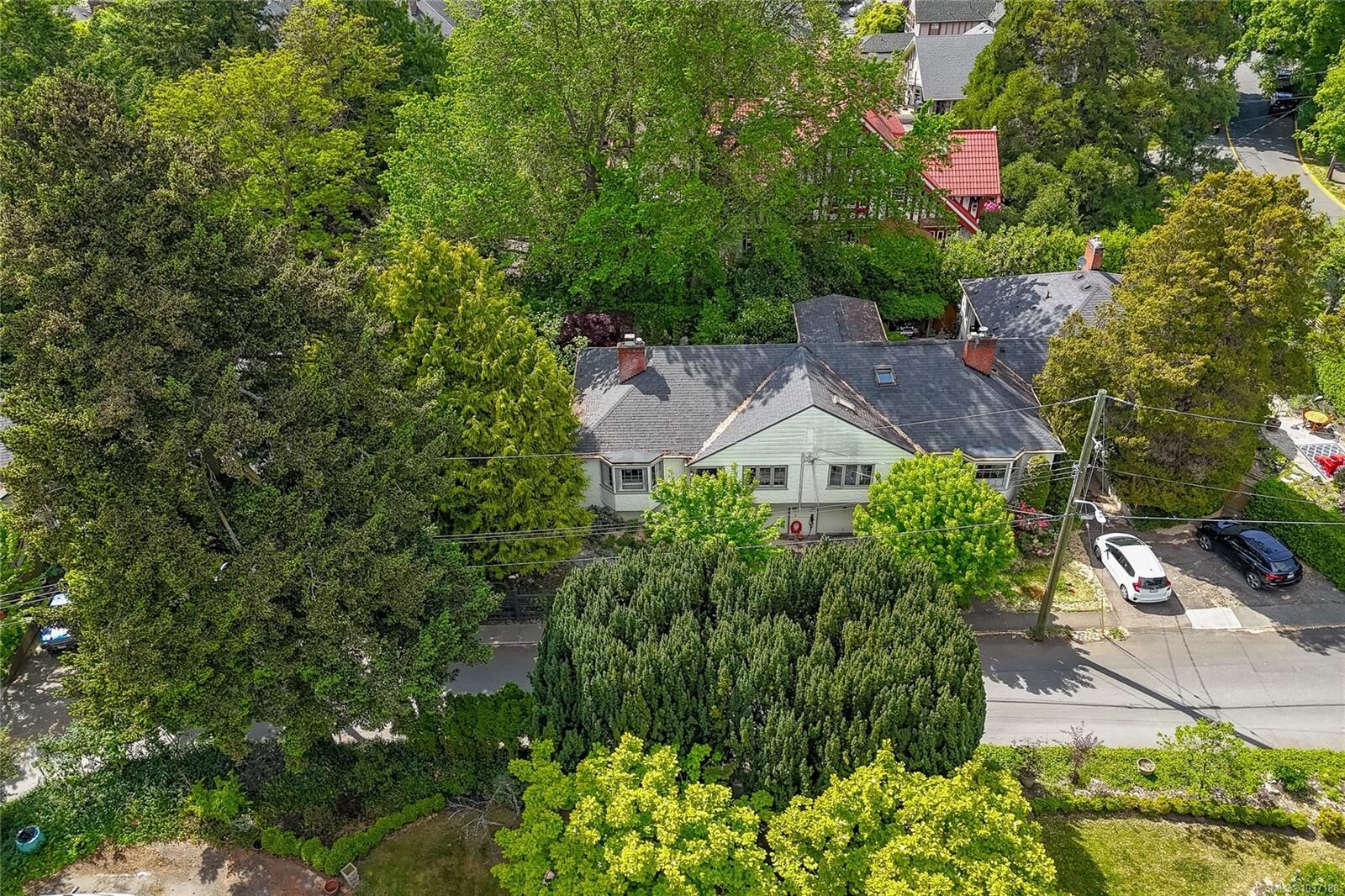 Property Photo:  812 Langham Crt  BC V8V 4J2 