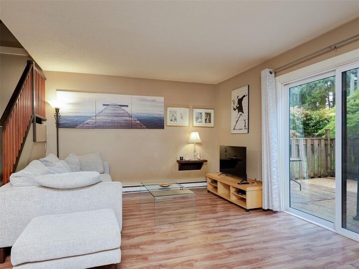 Property Photo: 379 Wale Rd #4 BC V9B 2P9