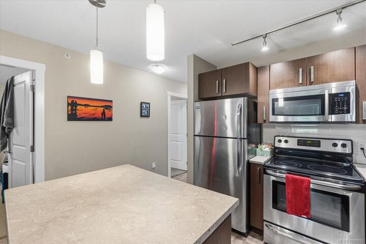 Property Photo: 1600 Caspers Way #102 BC V9S 1K1