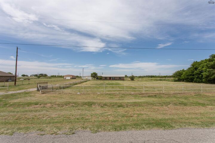 Property Photo:  1759 Bailey Road  TX 76305 