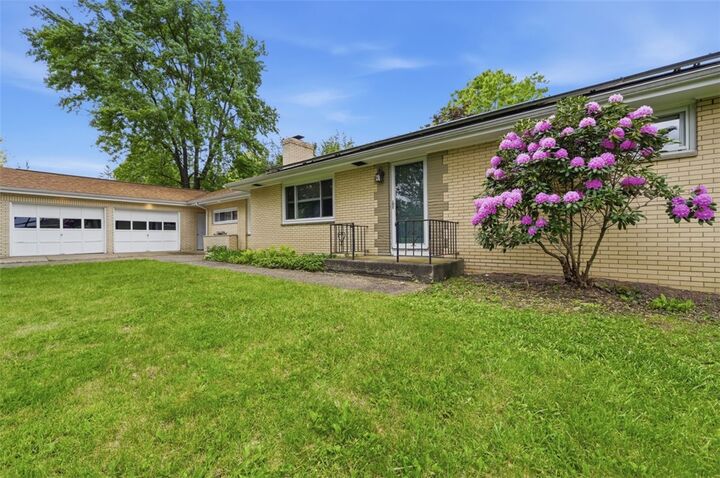 Property Photo:  1806 Ferguson Rd  PA 15101 