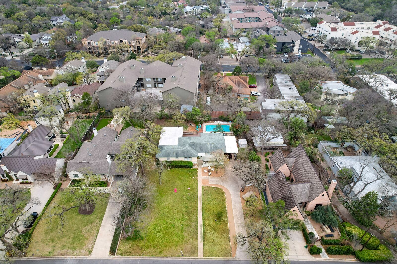 Property Photo:  2511 Bridle Path  TX 78703 
