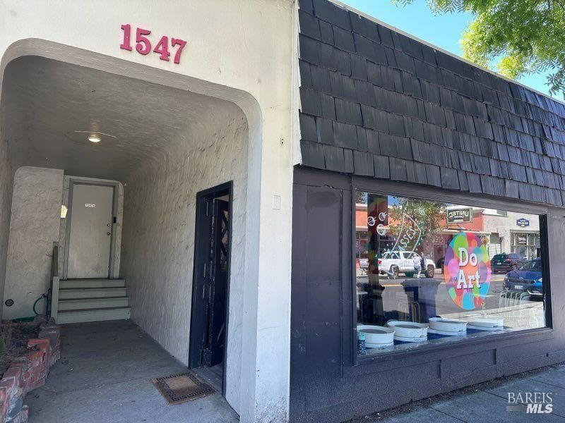 Property Photo:  1547 4th Street A  CA 94901 