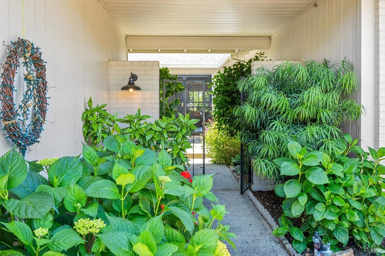 Property Photo:  8845 Hood Mountain Circle  CA 95409 
