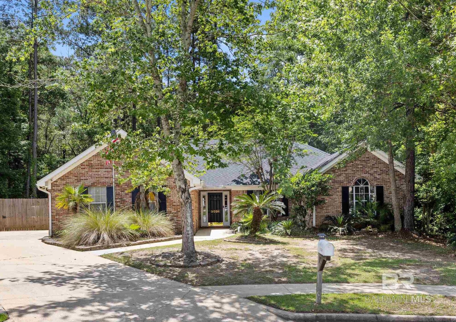 Property Photo:  31226 Live Oak Court  AL 36527 