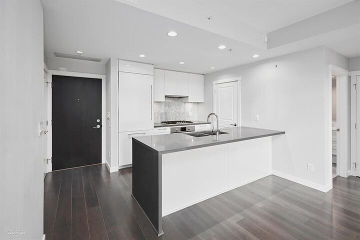 Property Photo: 5638 Birney Avenue 203 BC V6S 0H8